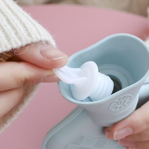 便攜卡通熱敷暖肚子防爆熱水袋學(xué)生可愛女毛絨保暖可拆注水暖手寶