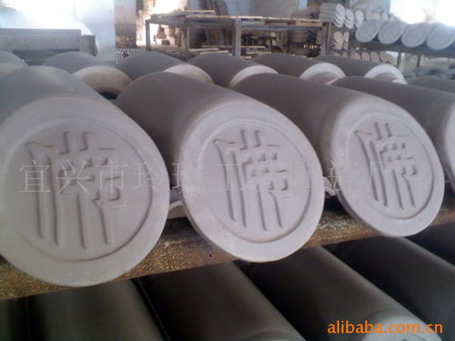 匠心獨(dú)具，絨韻流芳——探秘宜興市玲瓏工藝陶瓷廠的工藝植絨